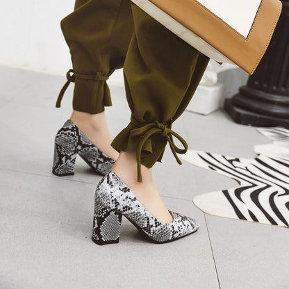 Woman Snake-printed High Heels Chunky Pumps